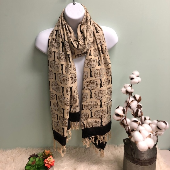 Art Studio Fringed Scarf: Tree Design I Black - Picture 3 of 5
